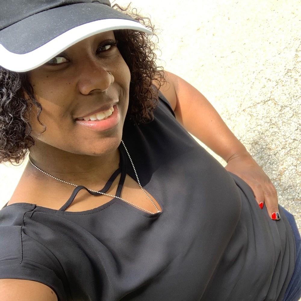 Meet your Posher, Shatia